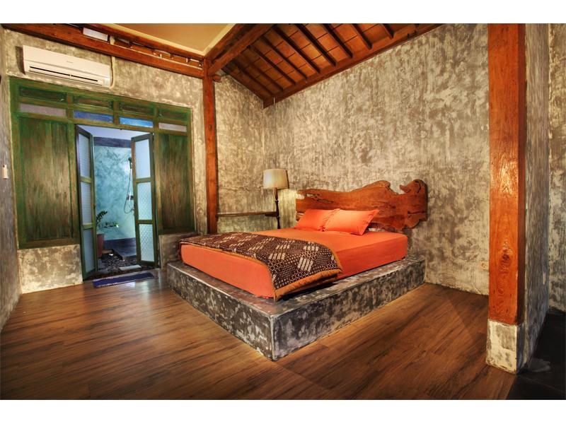 Ndalem Mj Homestay Джокякарта Екстериор снимка